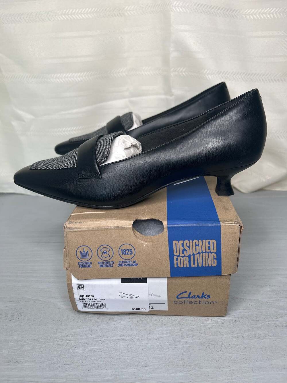 Clarks Scarlyt Mabel Women's Black Leather Square Toe Kitten Heel Loafer 9.5 M